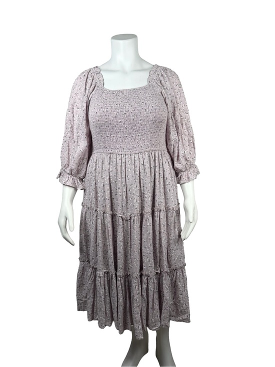 Ivy City Co Dresses & Skirts - Ivy City Co Smocked Puff Sleeve Tiered Midi Dress in Light Lavender Sz. 1X